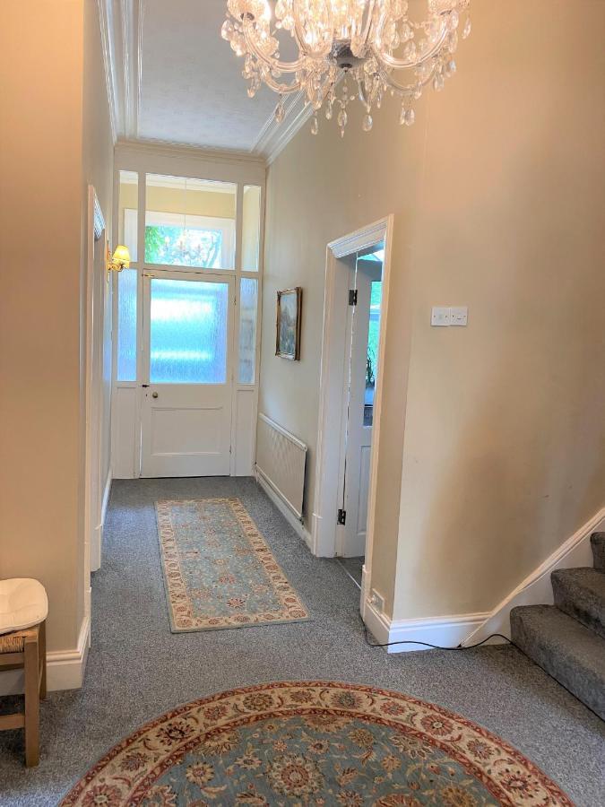 Сasa de vacaciones Lyndhurst - Victorian With Heated Pool Liverpool
